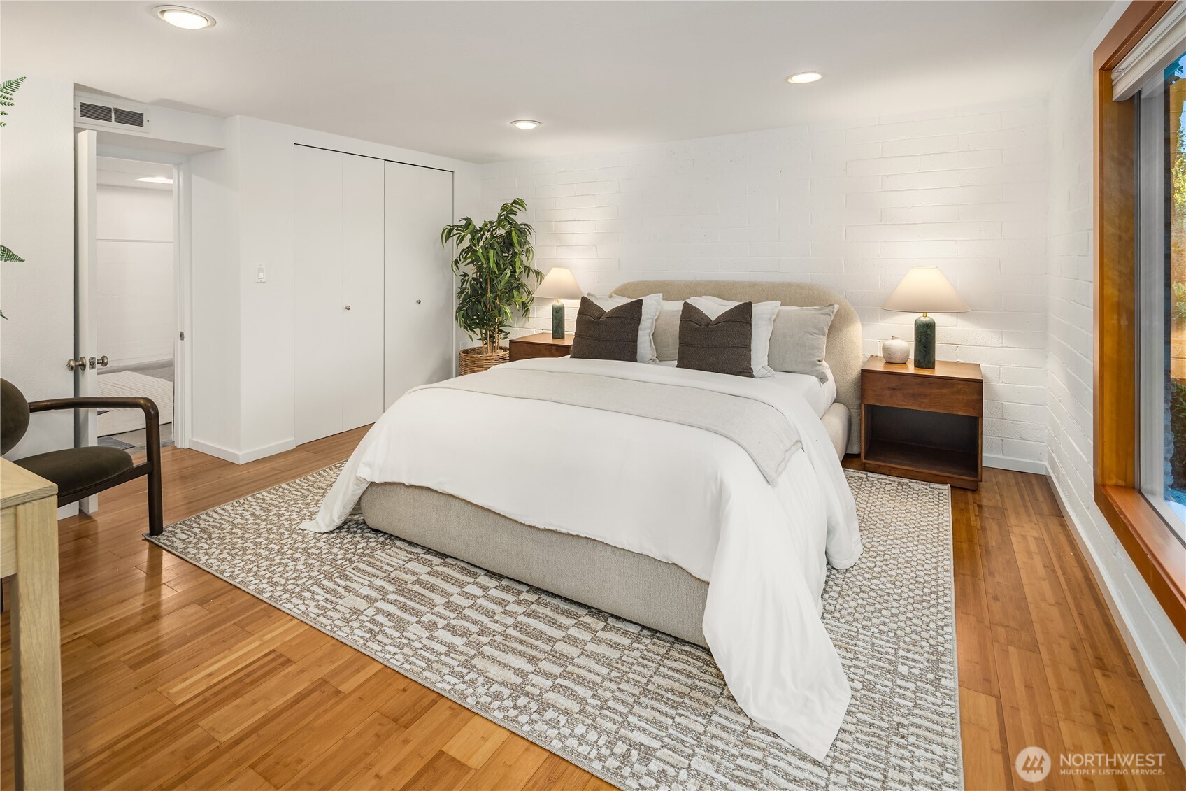 2070 127th Avenue SE