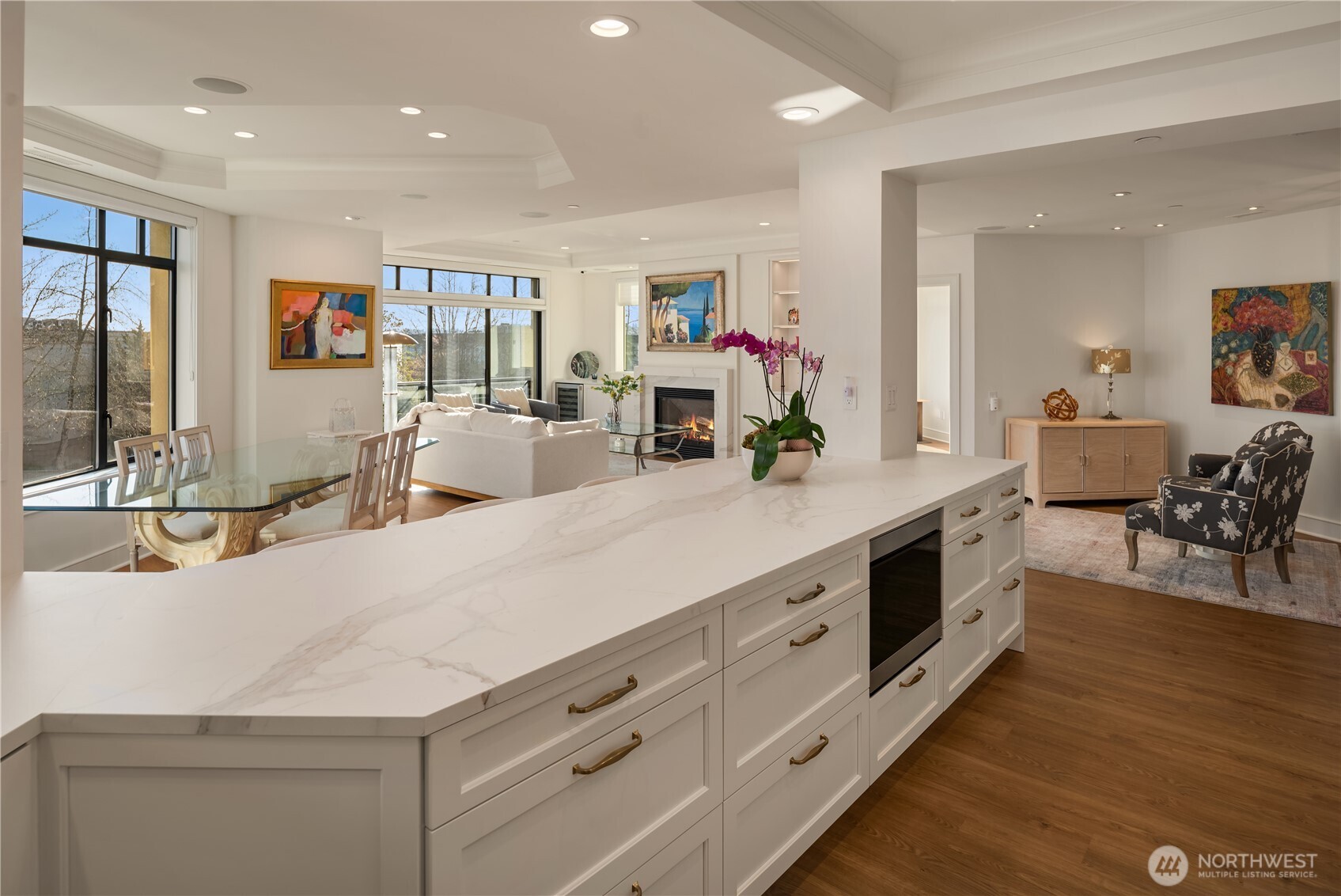 210 Market Street Unit: 303