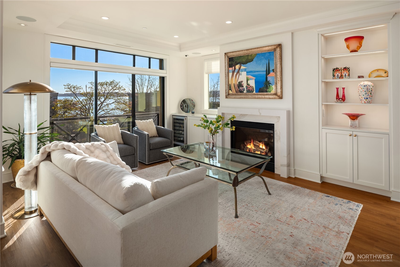 210 Market Street Unit: 303