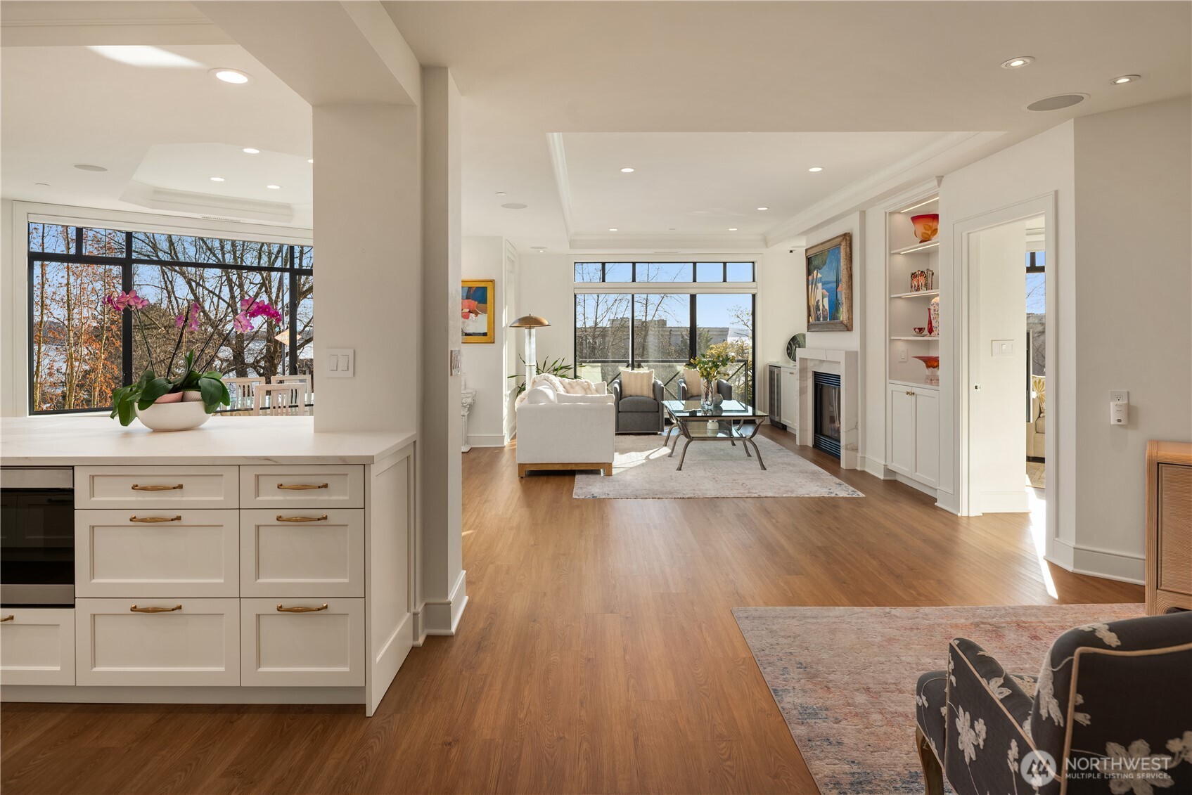 210 Market Street Unit: 303