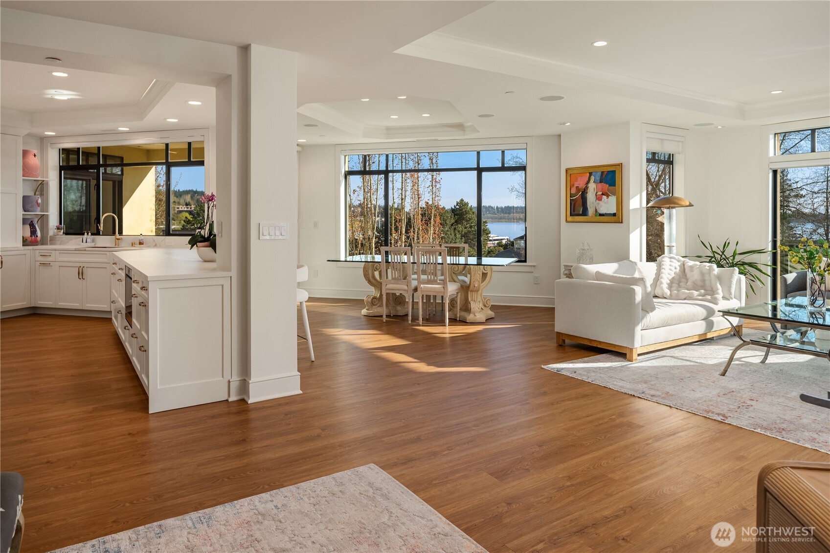 210 Market Street Unit: 303