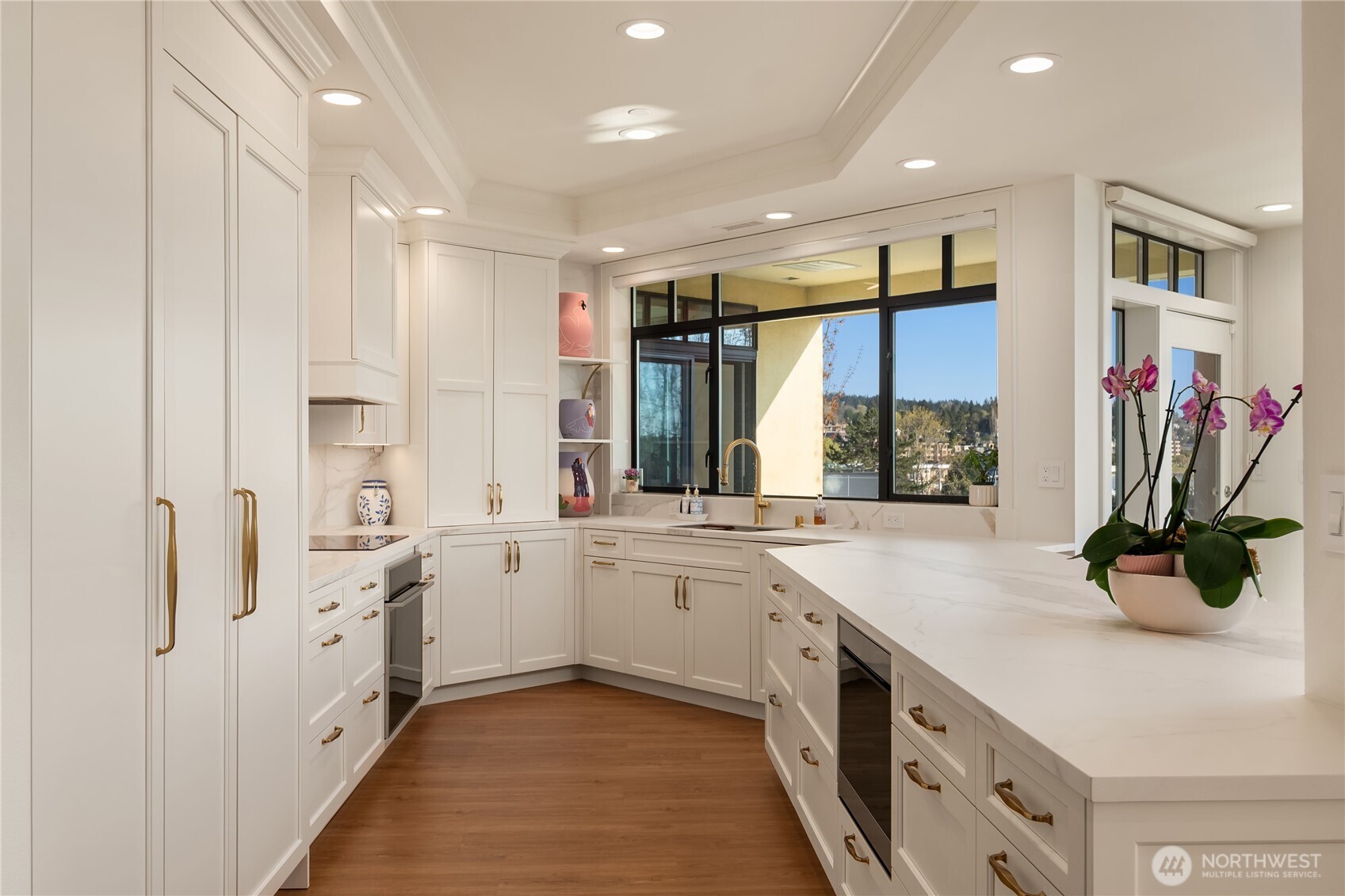 210 Market Street Unit: 303