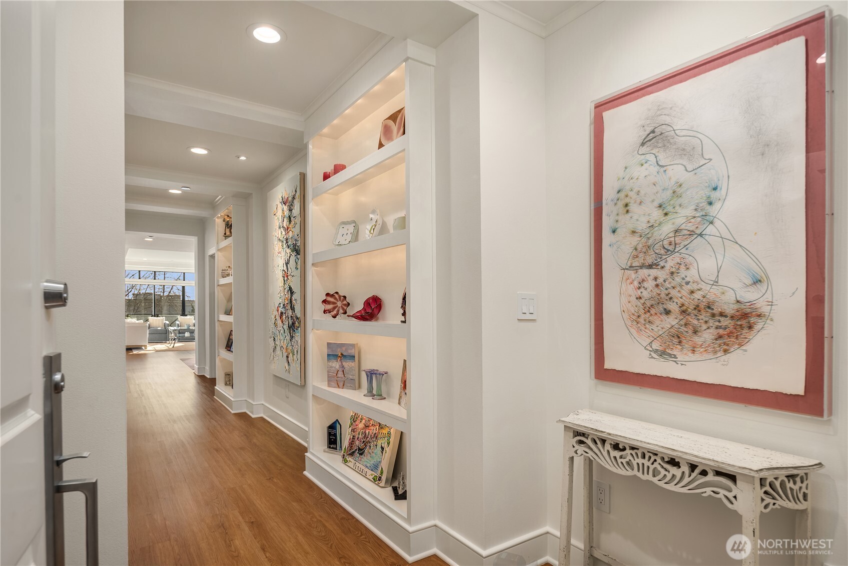 210 Market Street Unit: 303