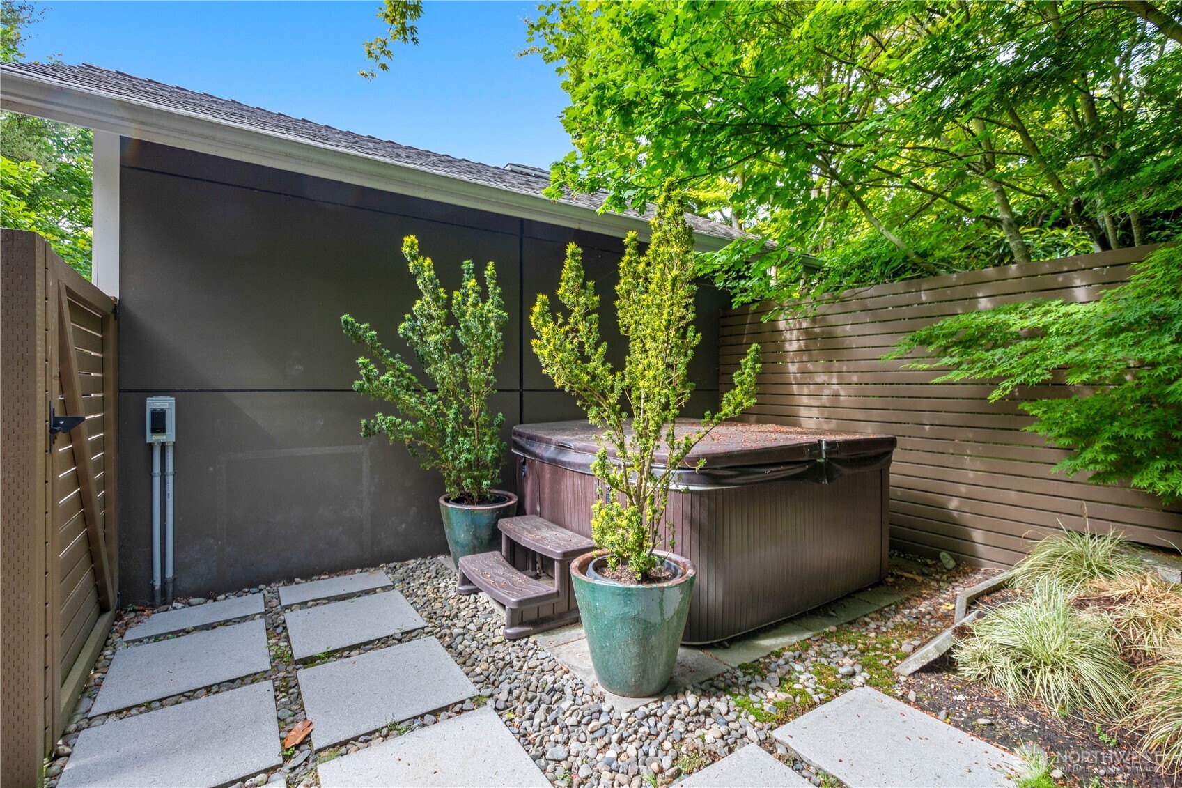 1313 4th Avenue W