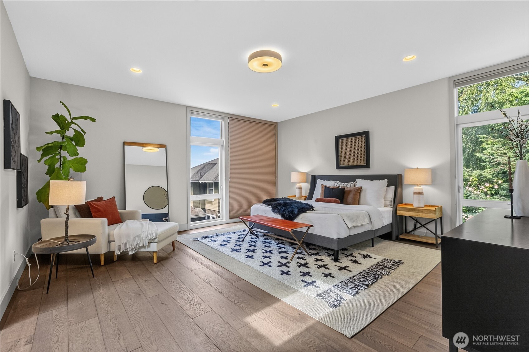 1313 4th Avenue W