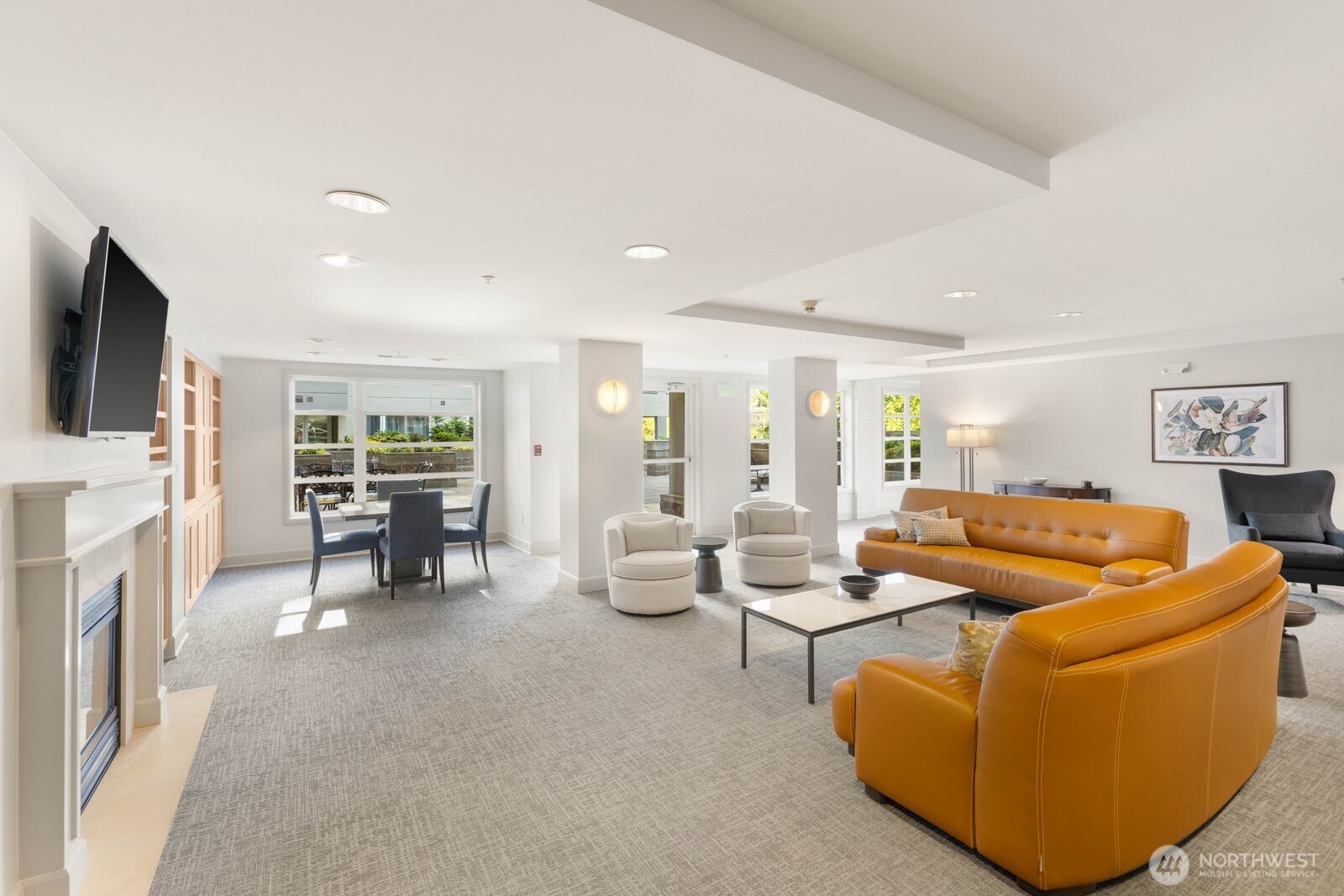 225 4th Avenue Unit: A602