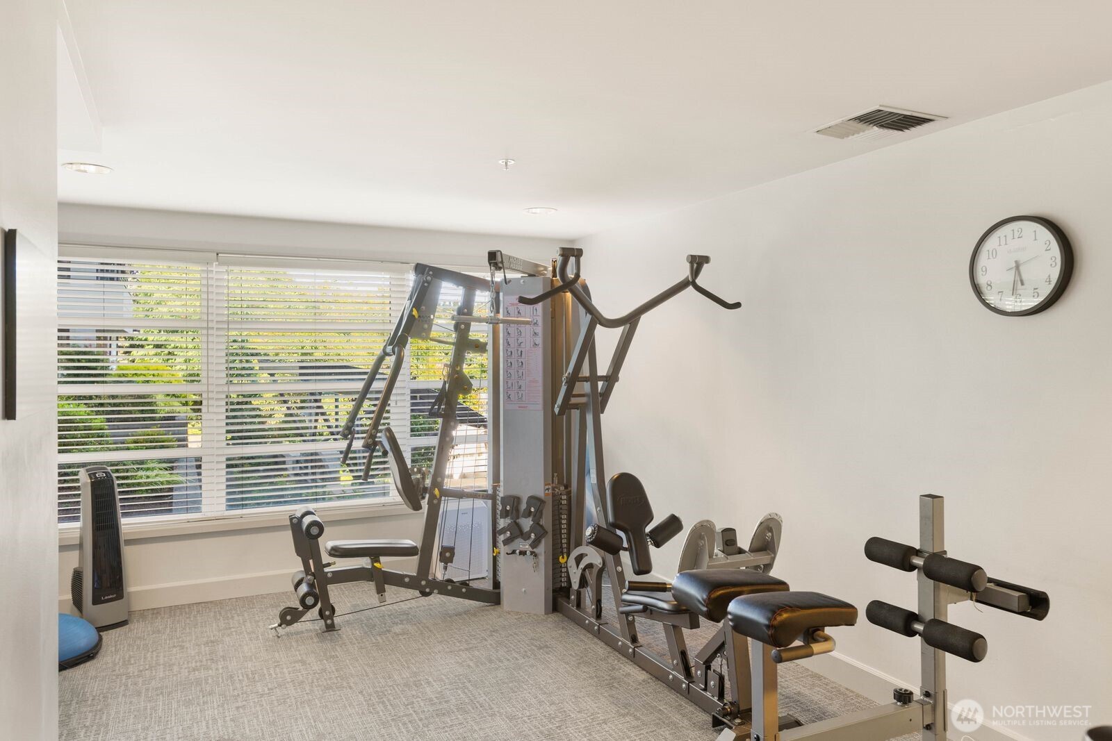225 4th Avenue Unit: A602