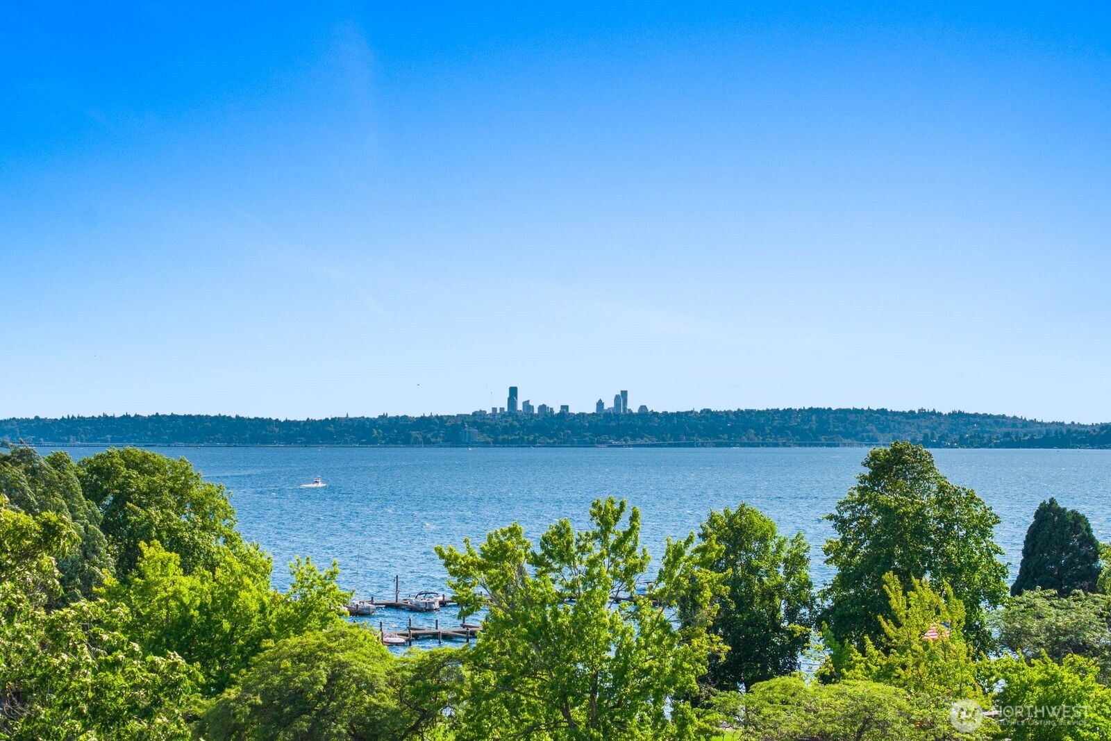 225 4th Avenue Unit: A602
