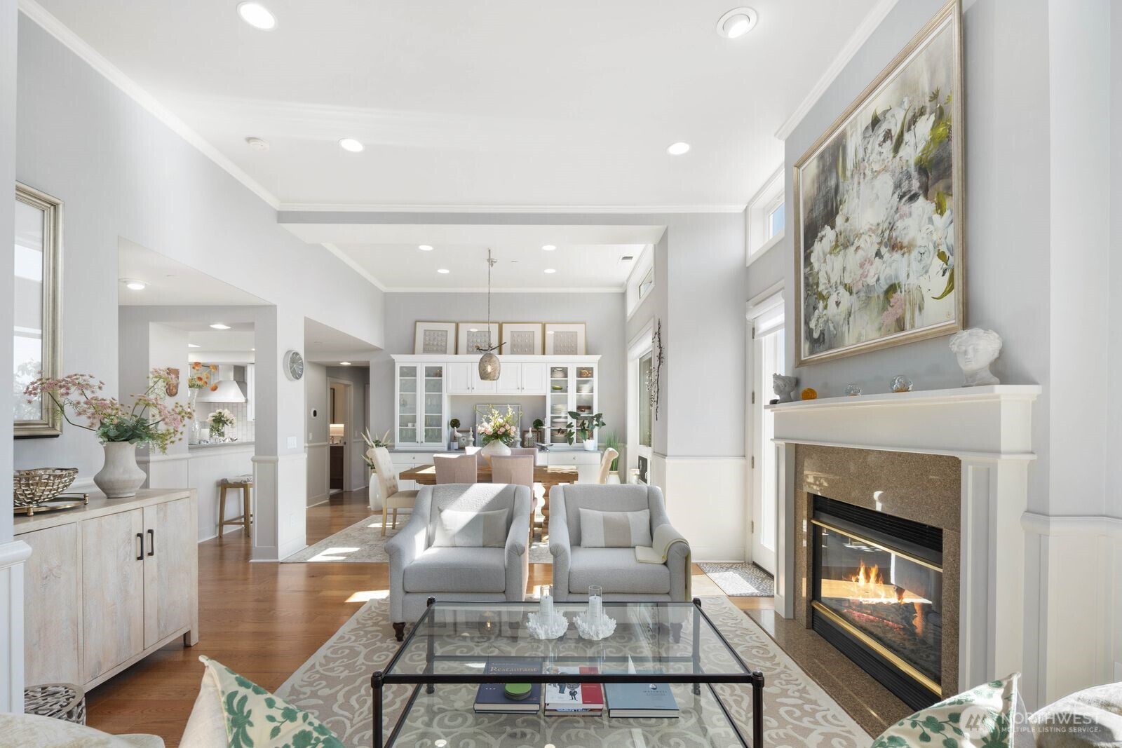 225 4th Avenue Unit: A602