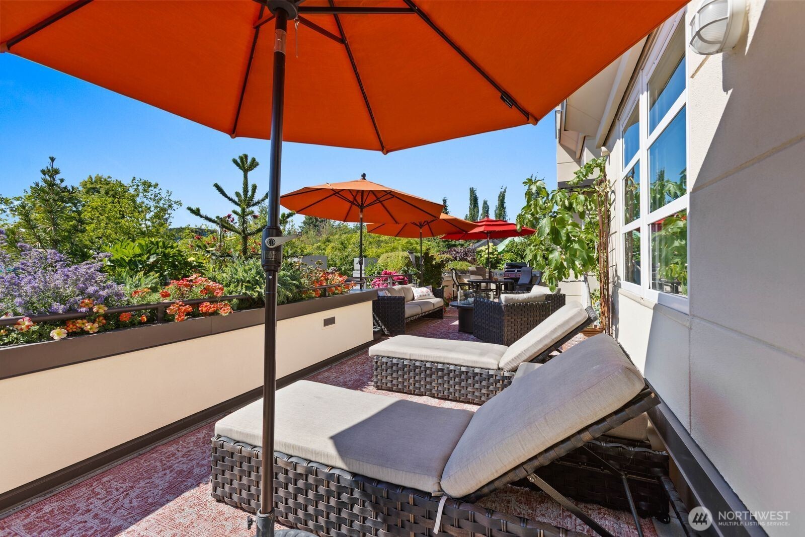 225 4th Avenue Unit: A602
