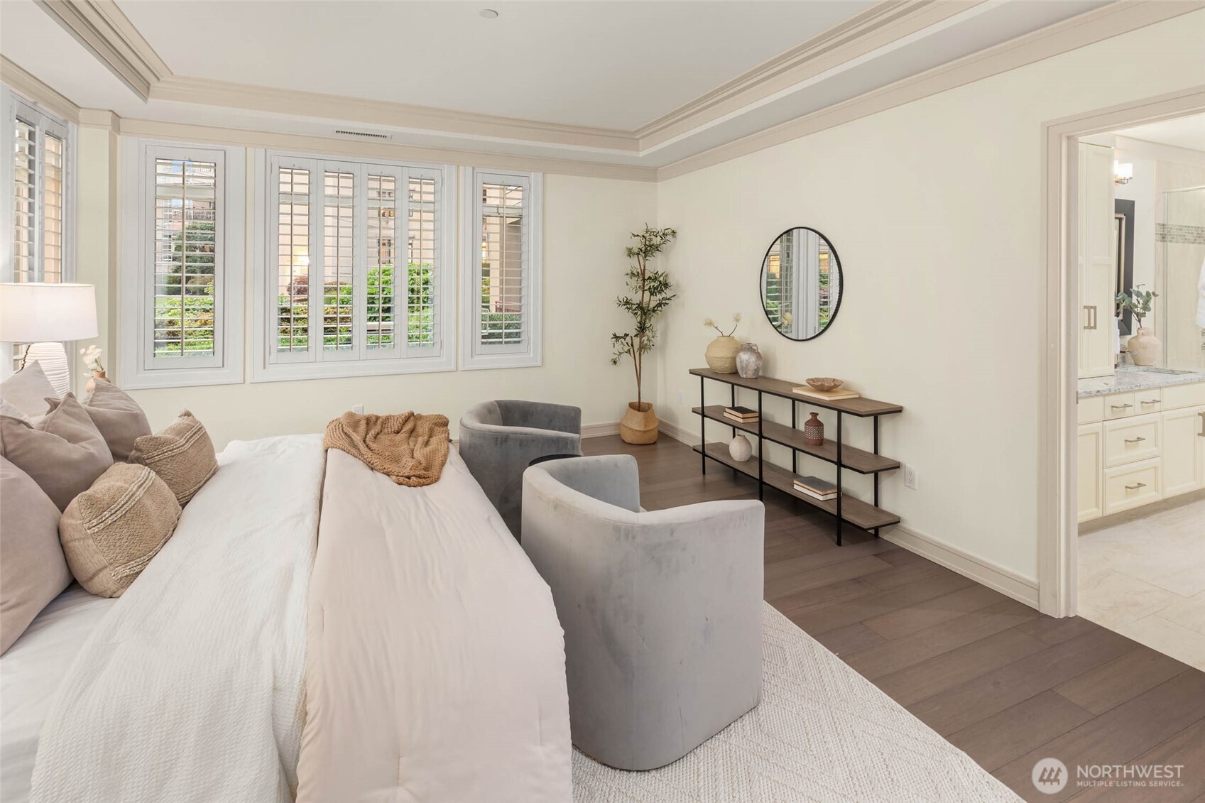 530 Lake Street S Unit: H202