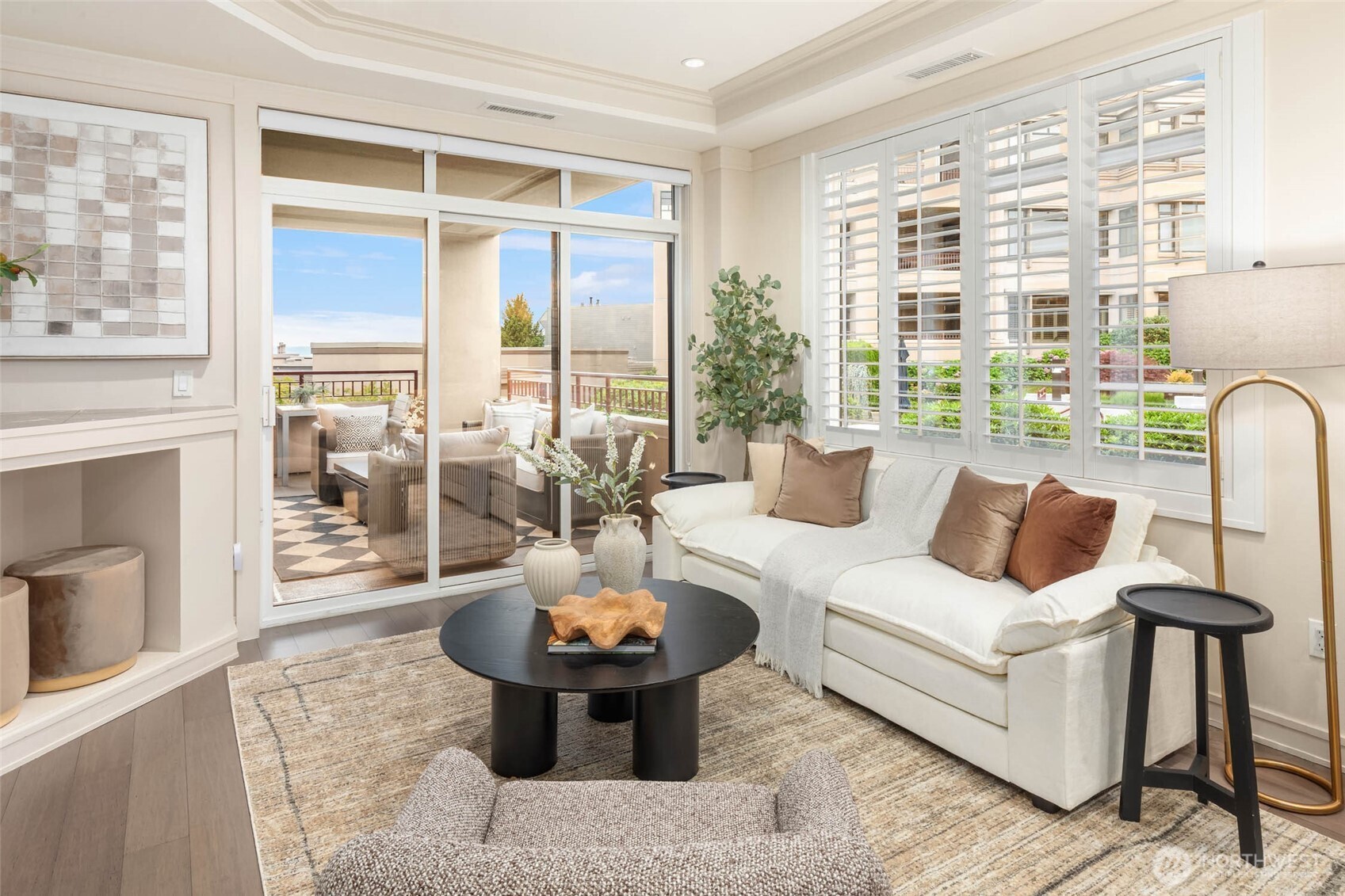 530 Lake Street S Unit: H202