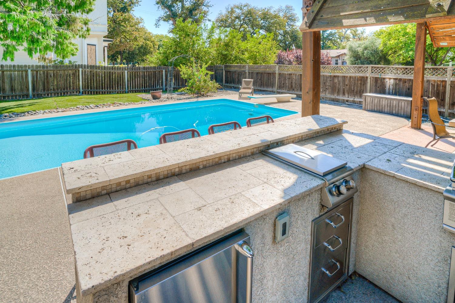 1042 Clay Street