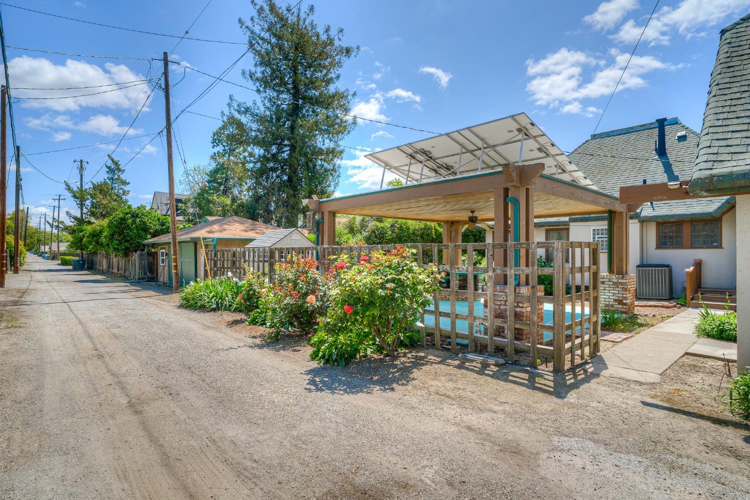 1058 Clay Street