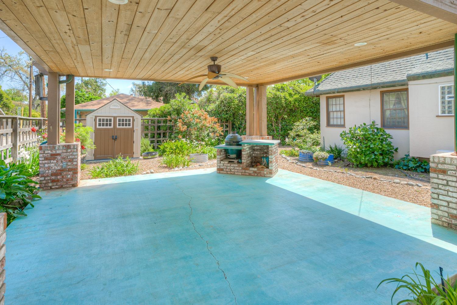 1058 Clay Street