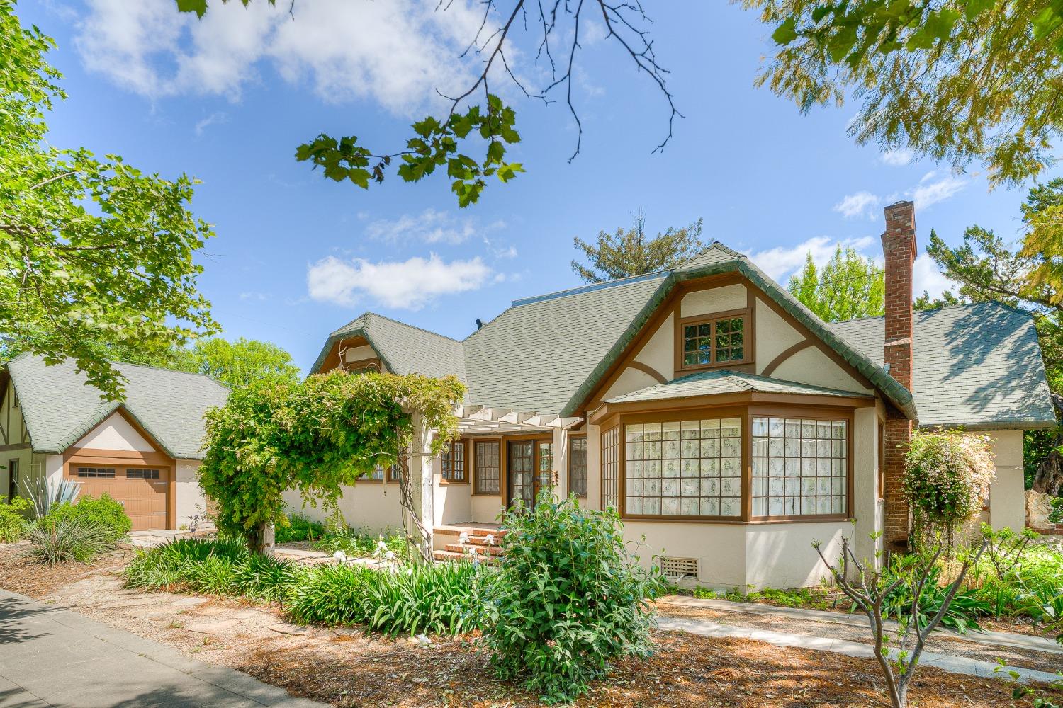 1058 Clay Street