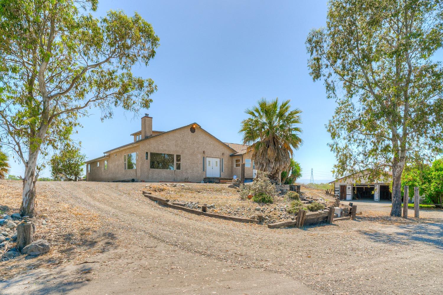 3145 Hunter Road