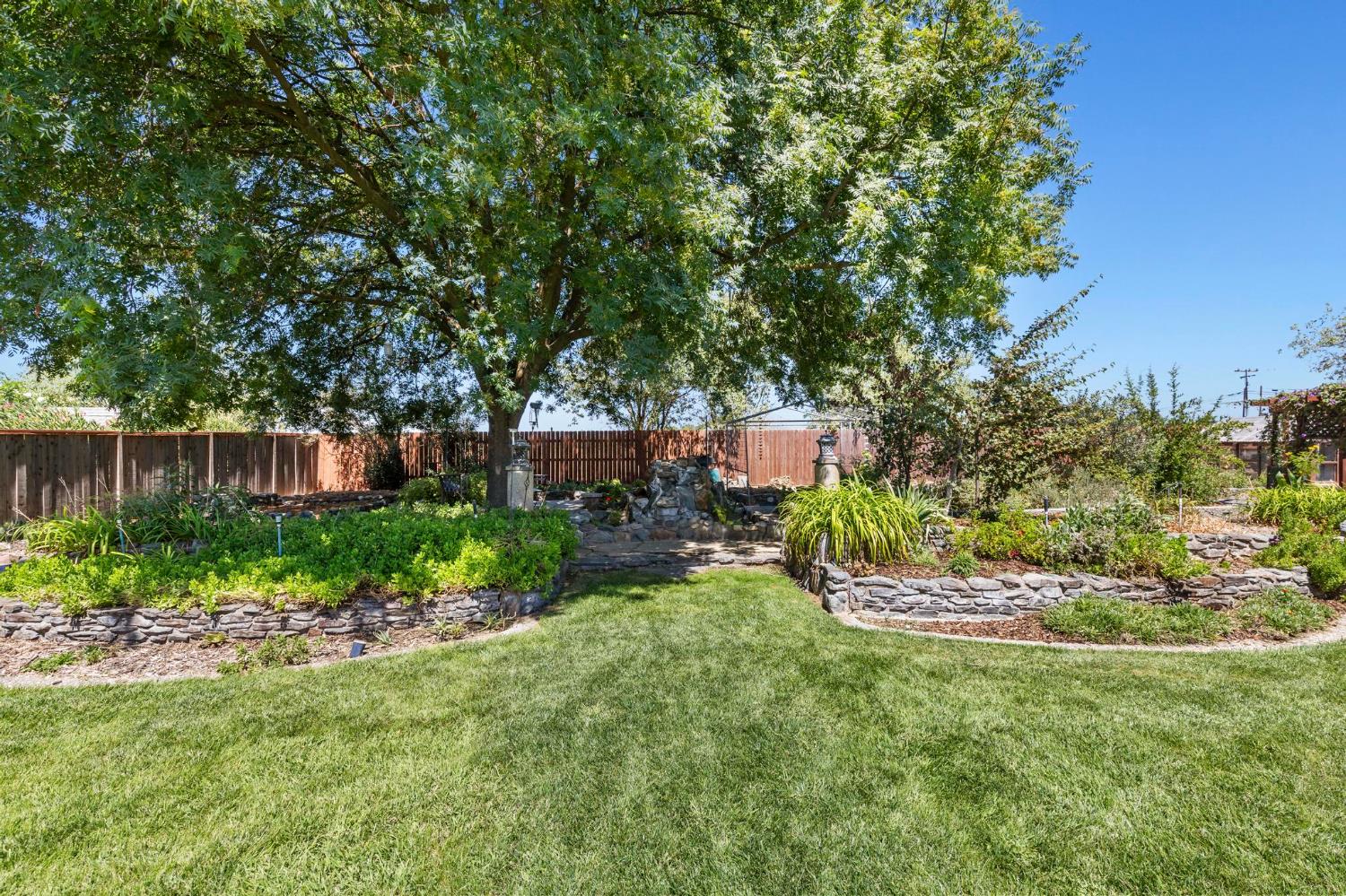 30 Walnut Tree Drive