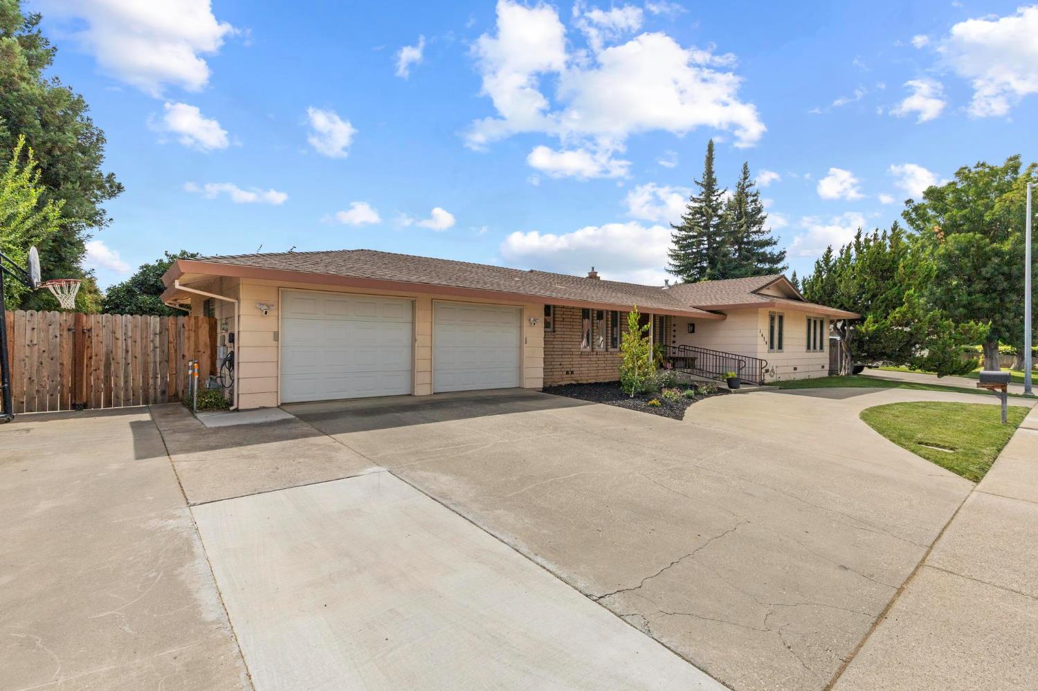 1620 Sharon Drive
