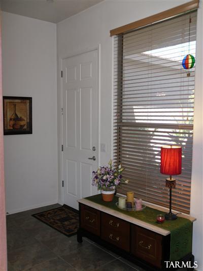 1679 W Thorntree Drive