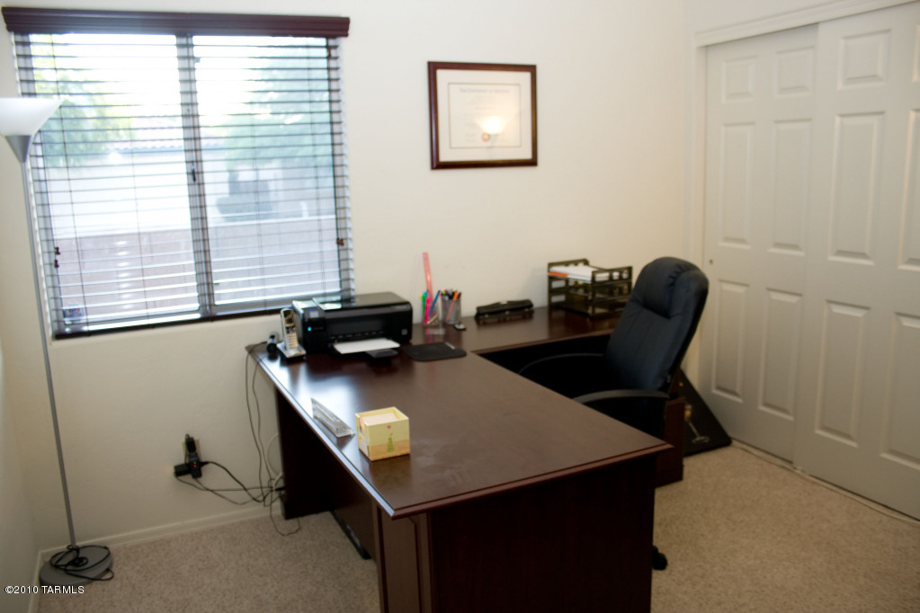 8120 E Slate Ridge Drive