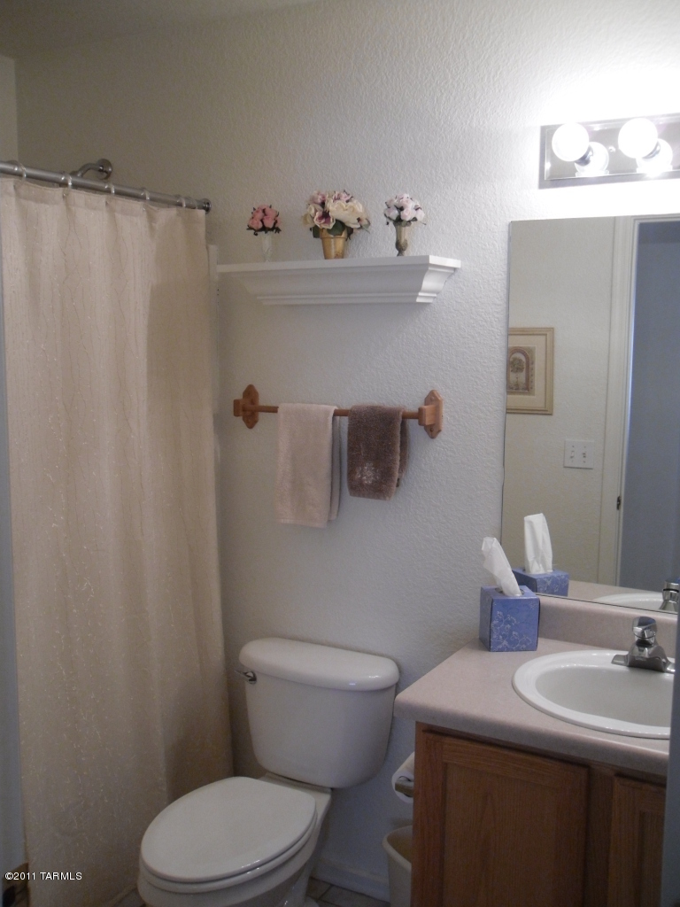 5584 W Dove Of Peace