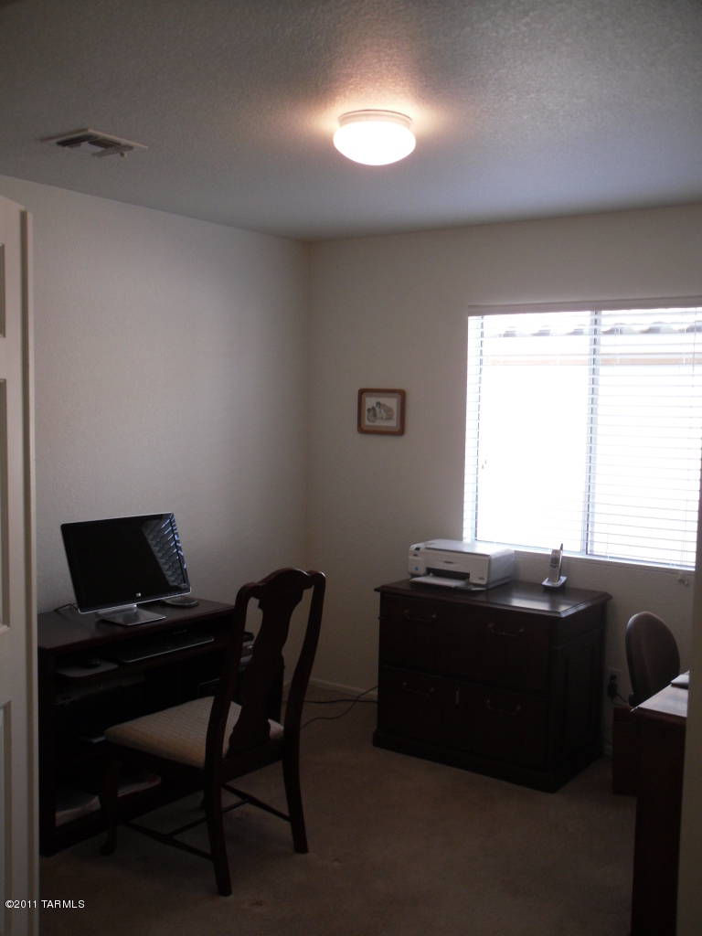 5584 W Dove Of Peace