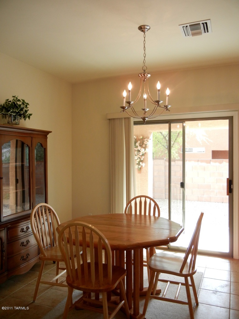 2234 E Skipping Rock Way