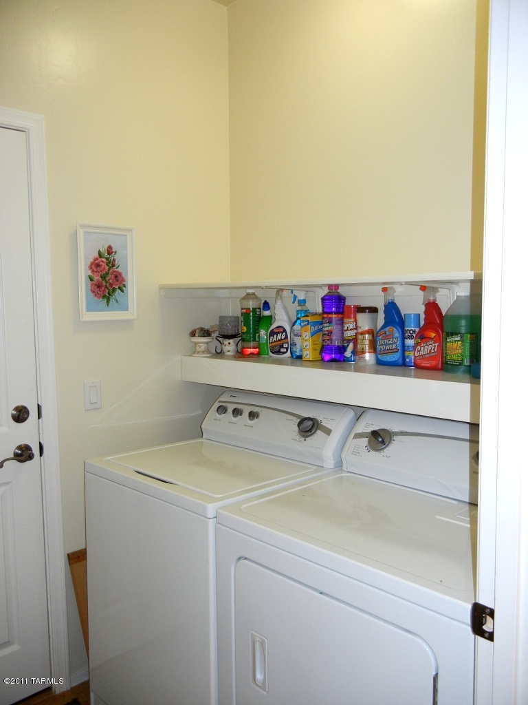 2234 E Skipping Rock Way