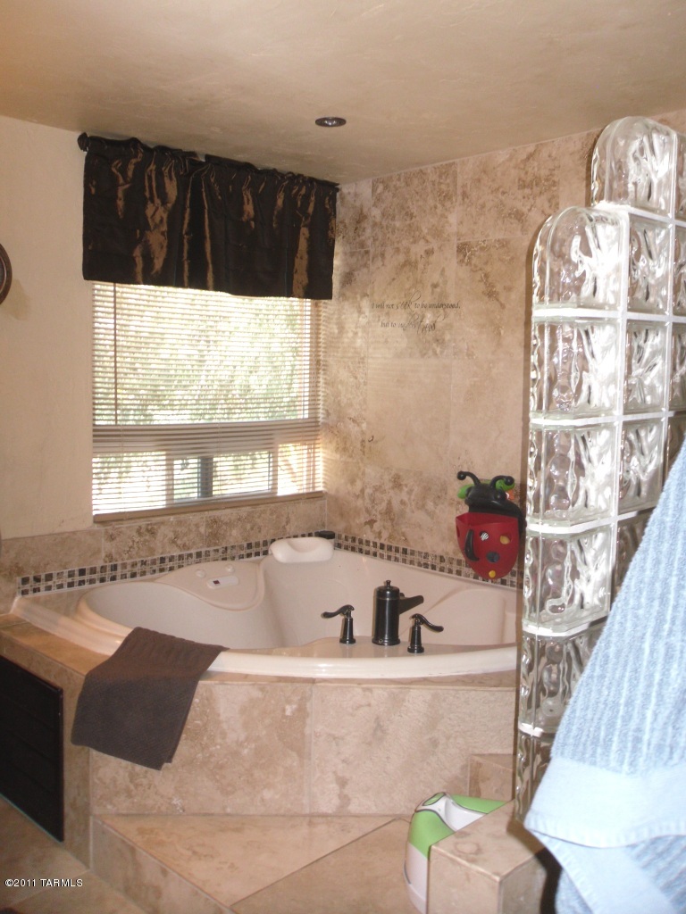 63880 E Quijote Street