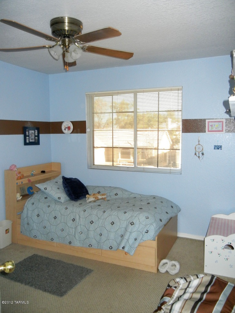 6742 W Nueva Vista Drive