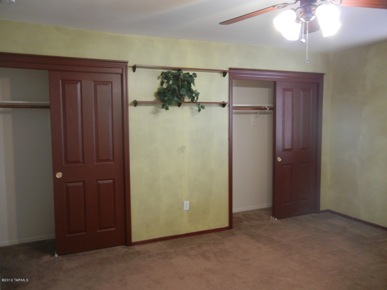 7869 E Big Meadow Drive