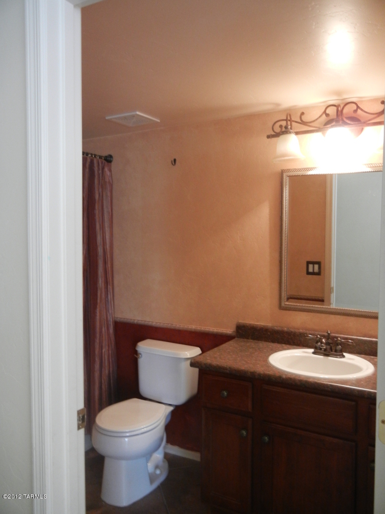 7869 E Big Meadow Drive