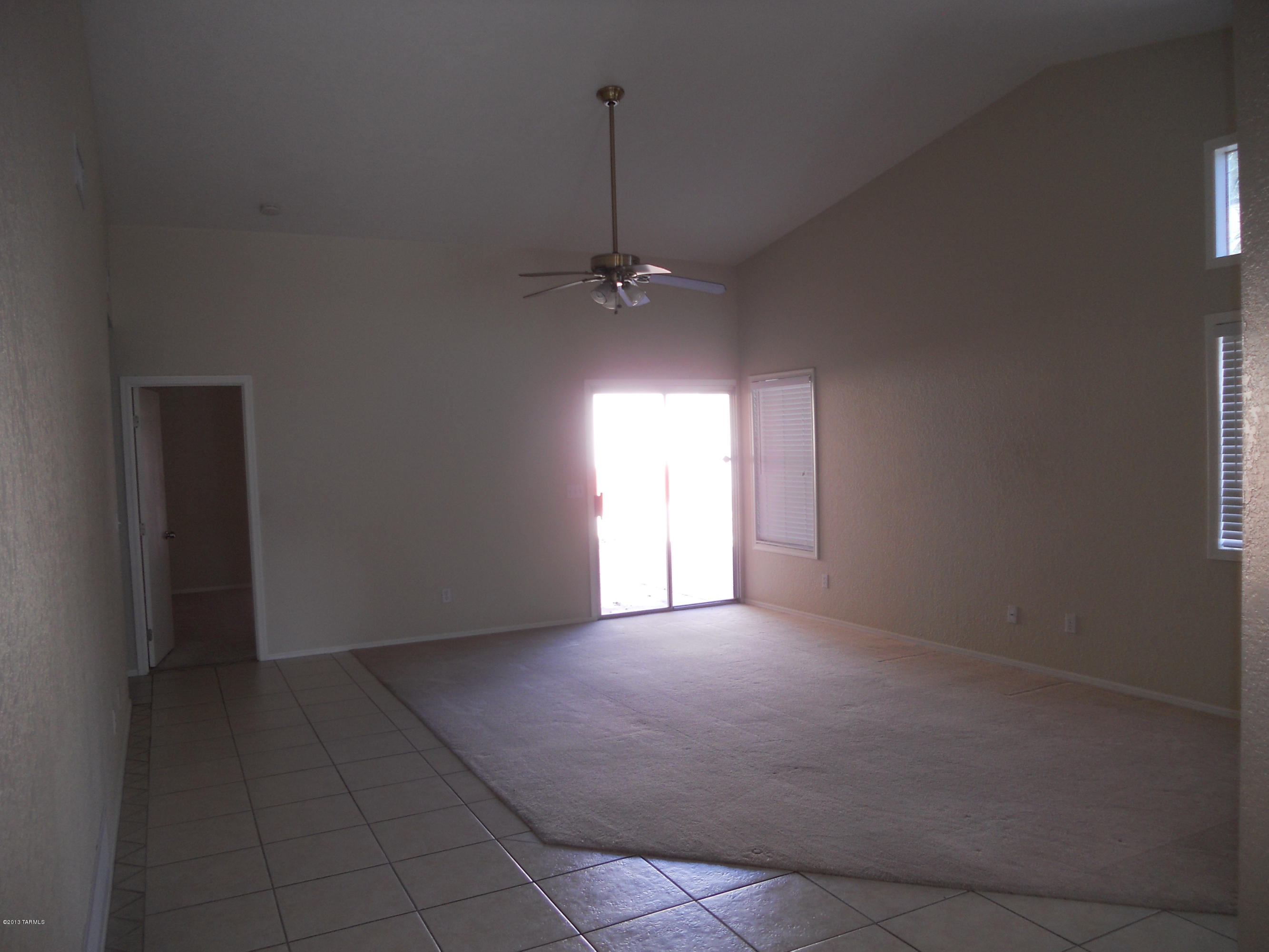 4682 W Globeberry Street