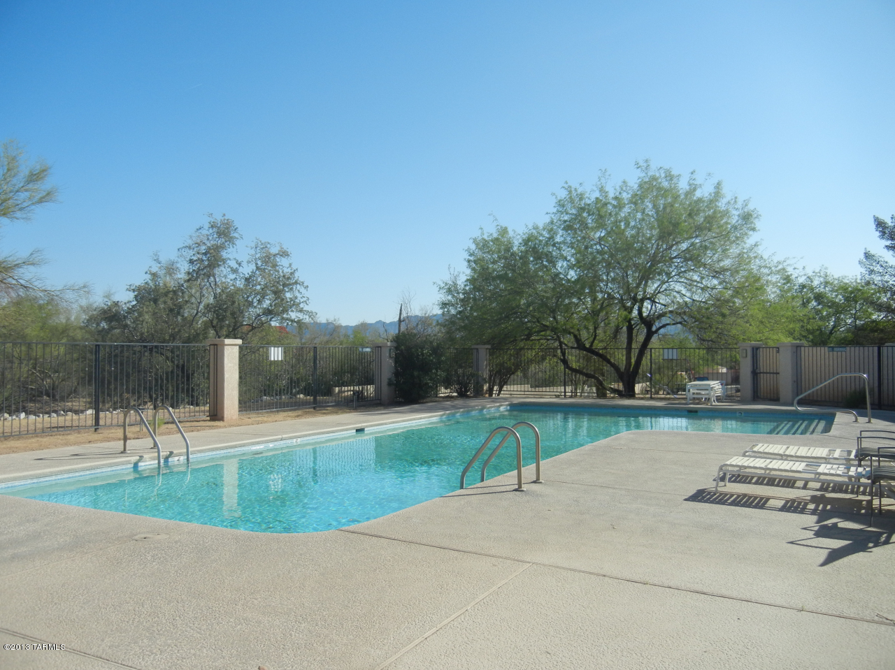 4682 W Globeberry Street