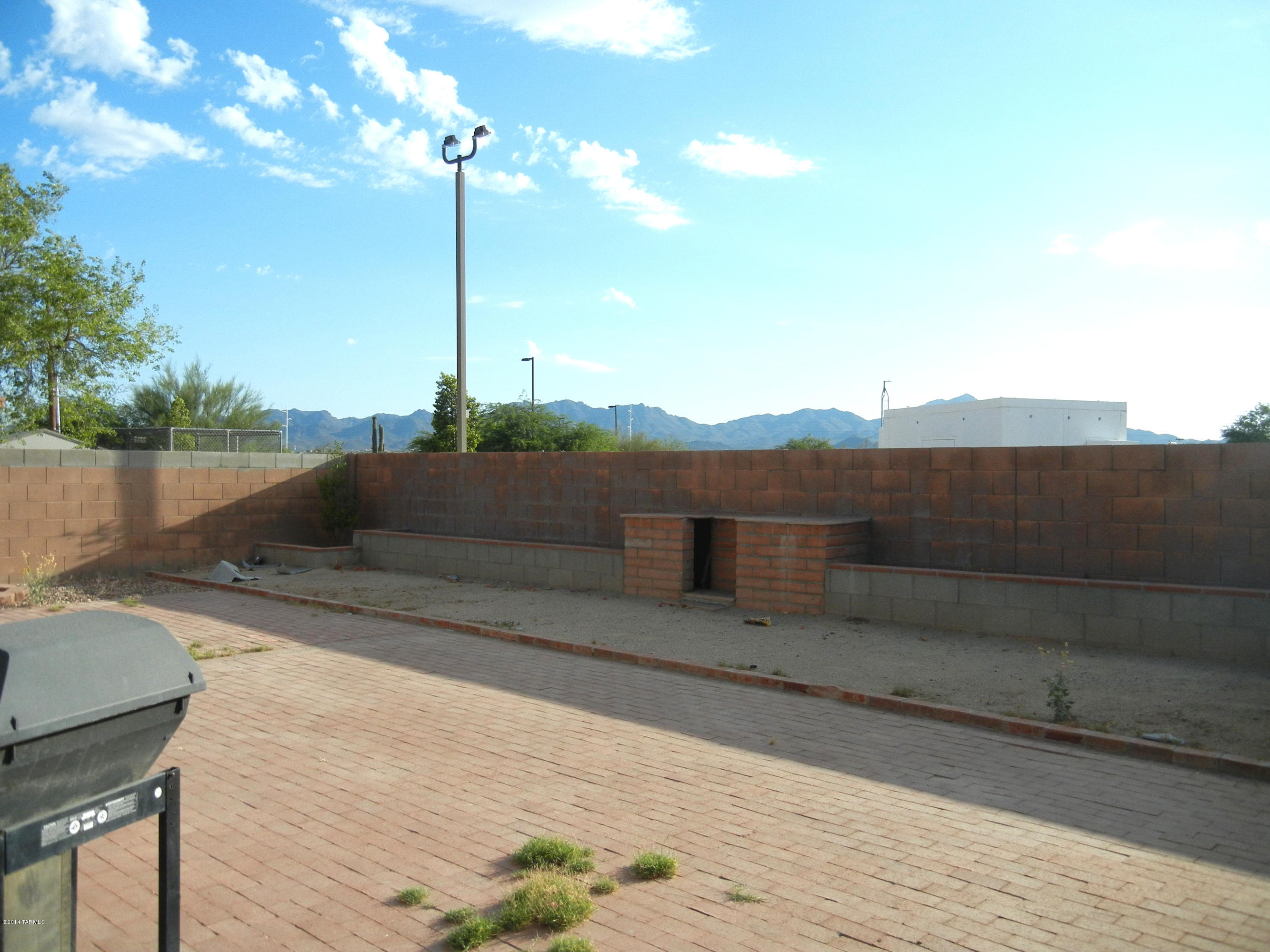 6015 N Applesauce Court