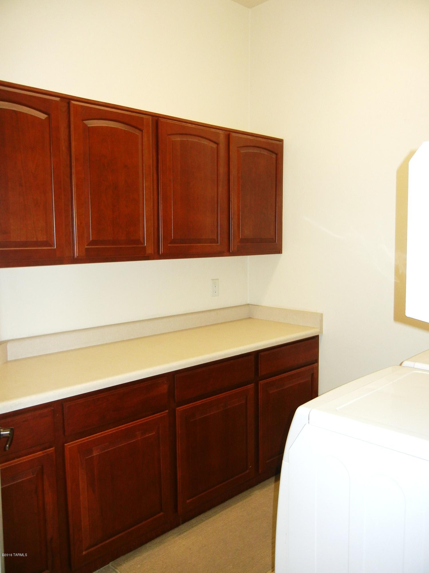 1028 W Blue Crest Drive