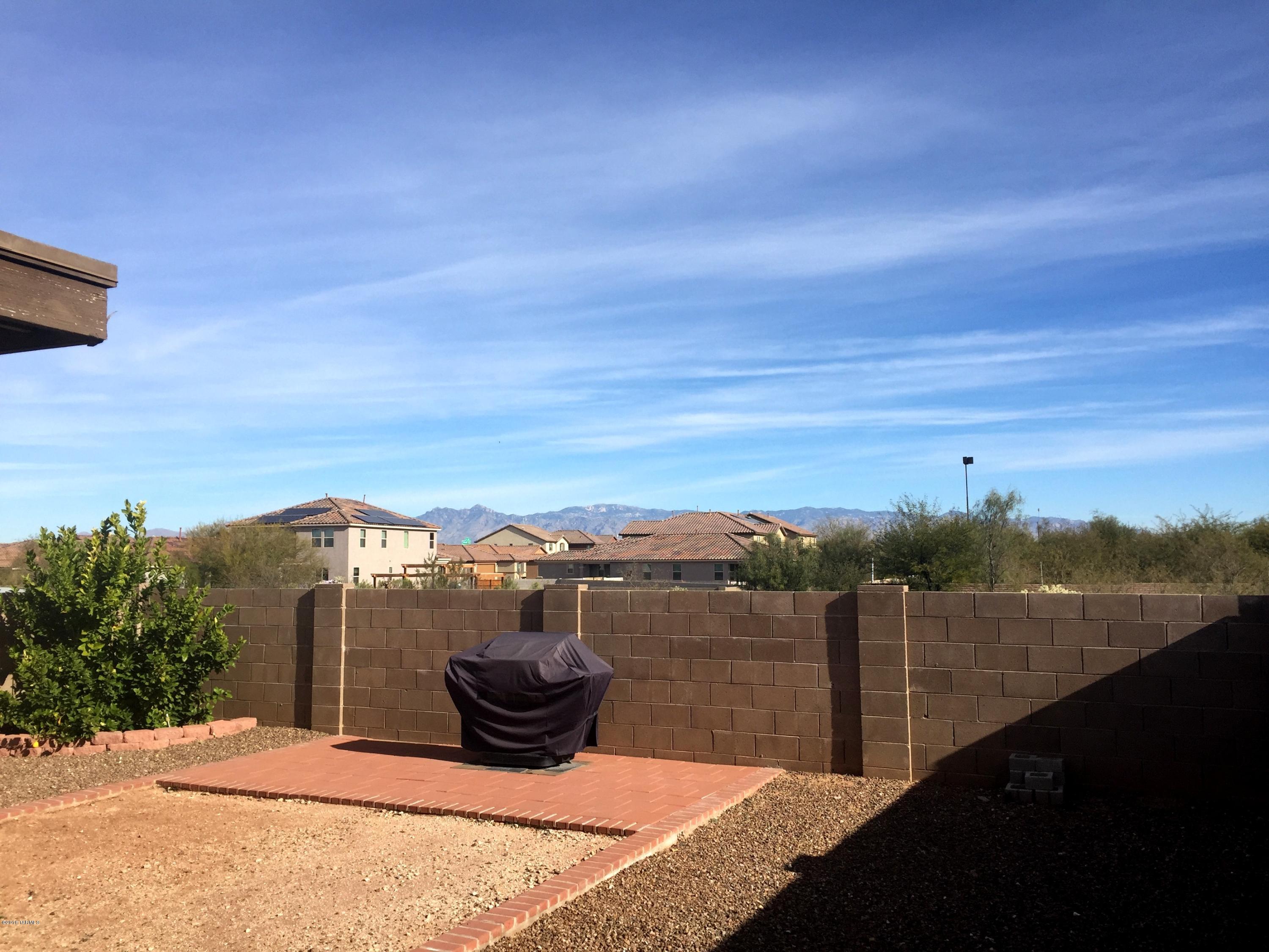 6945 S Ladys Thumb Lane