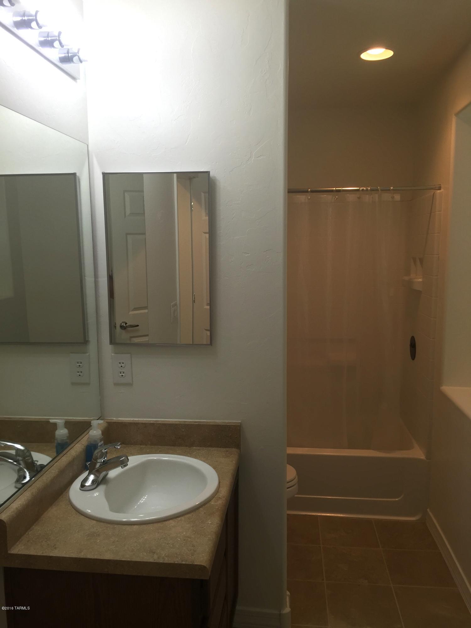 6945 S Ladys Thumb Lane