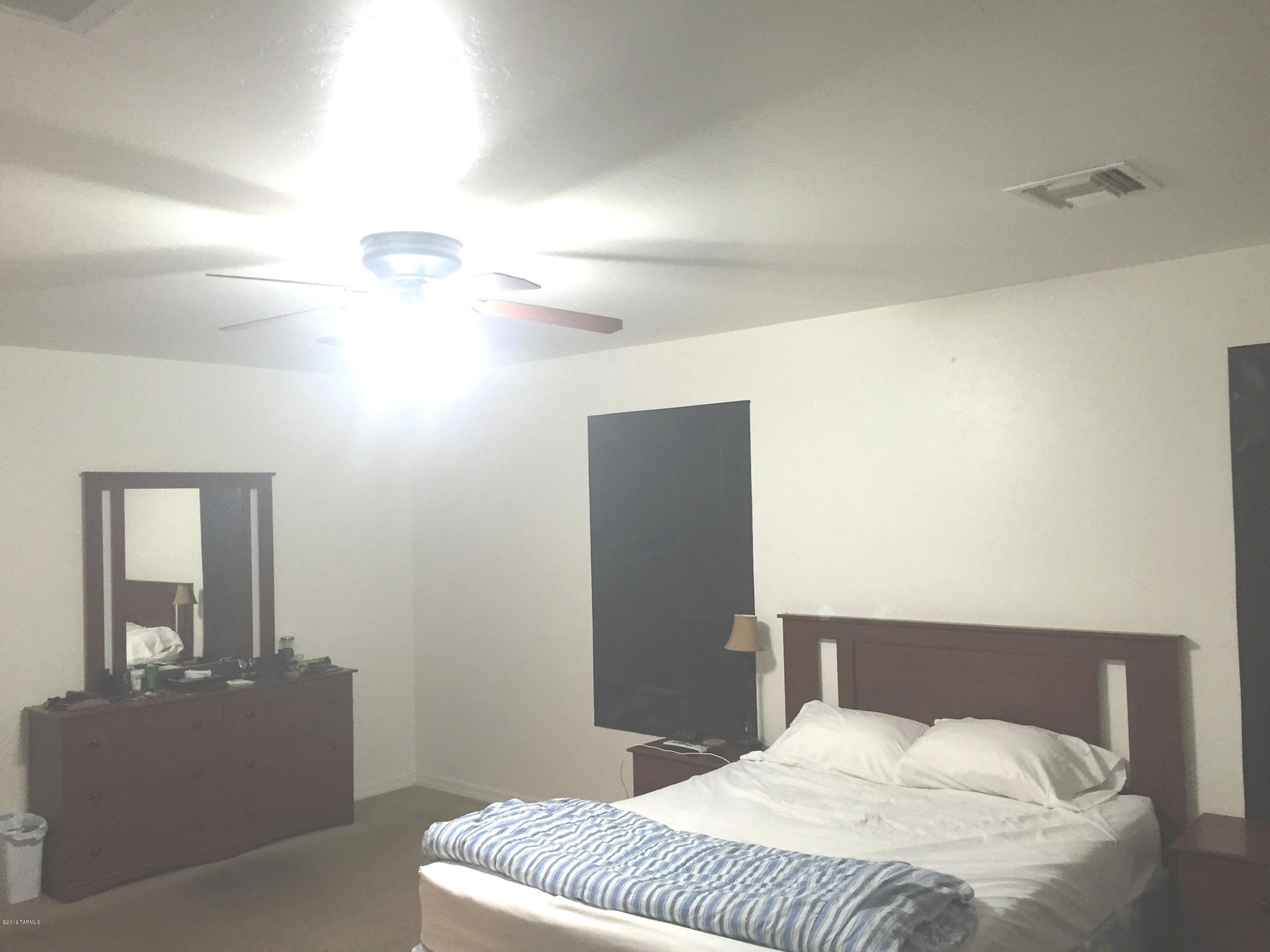 6945 S Ladys Thumb Lane