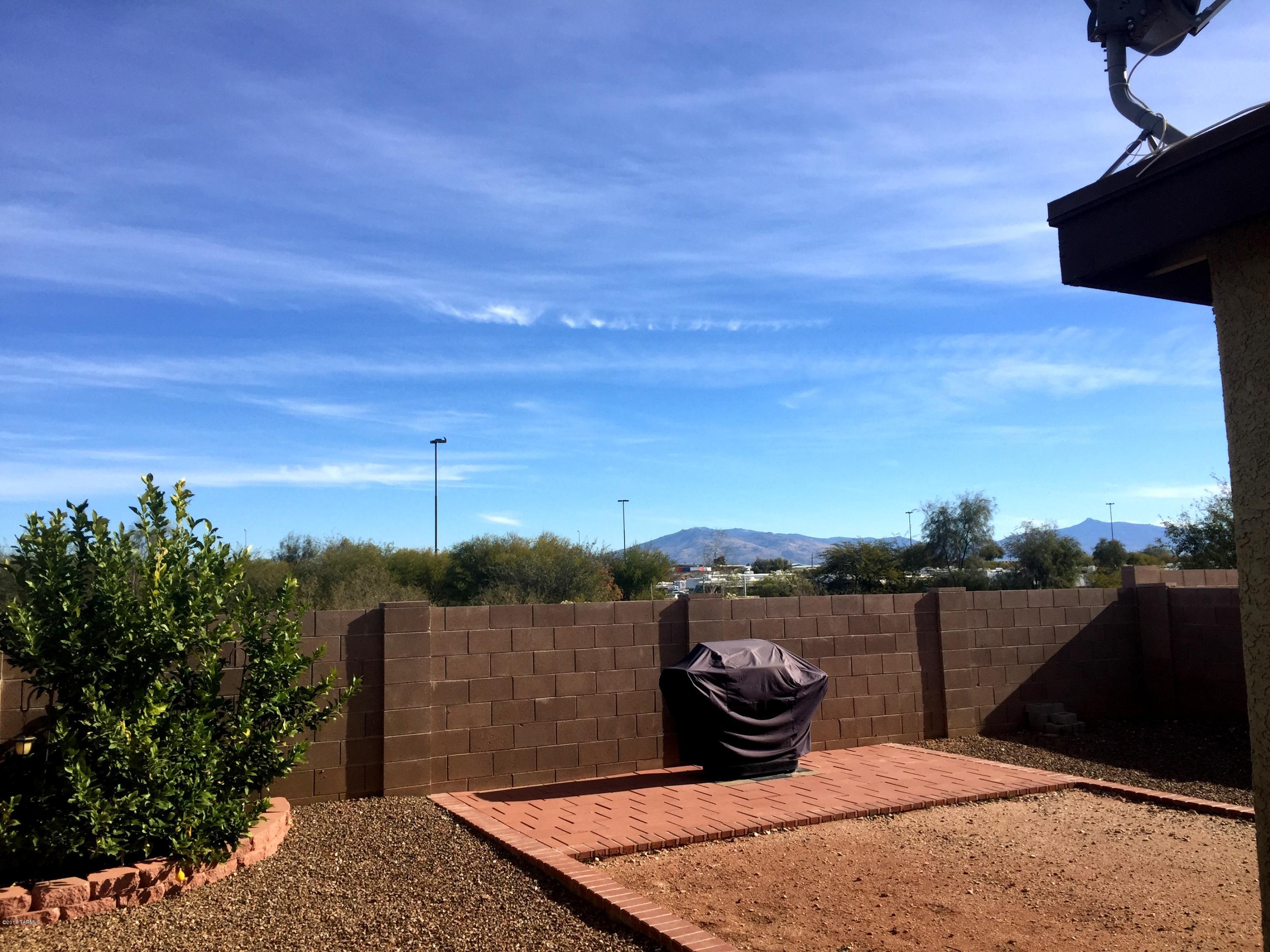 6945 S Ladys Thumb Lane