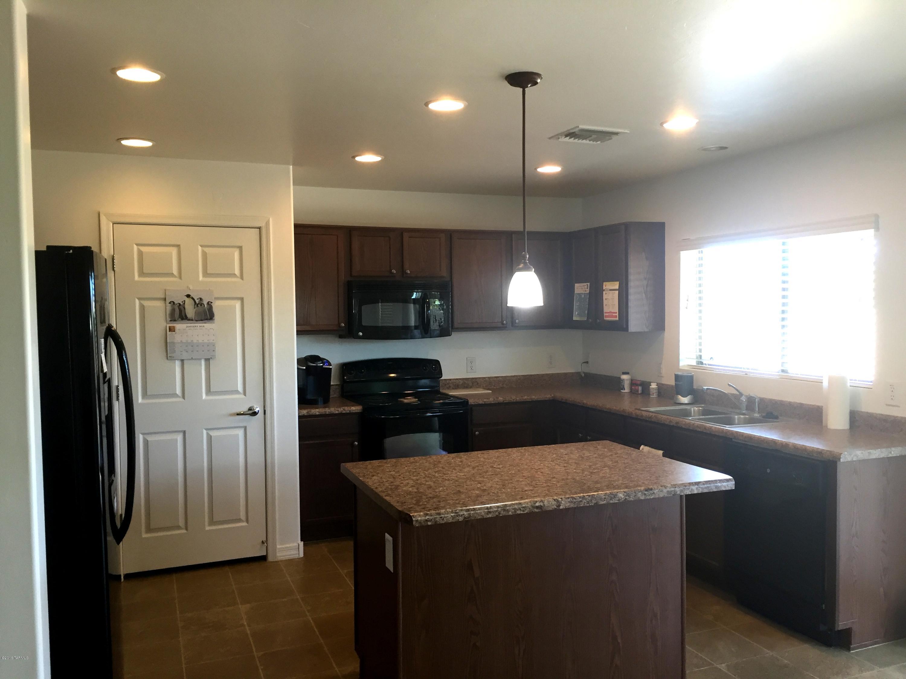 6945 S Ladys Thumb Lane