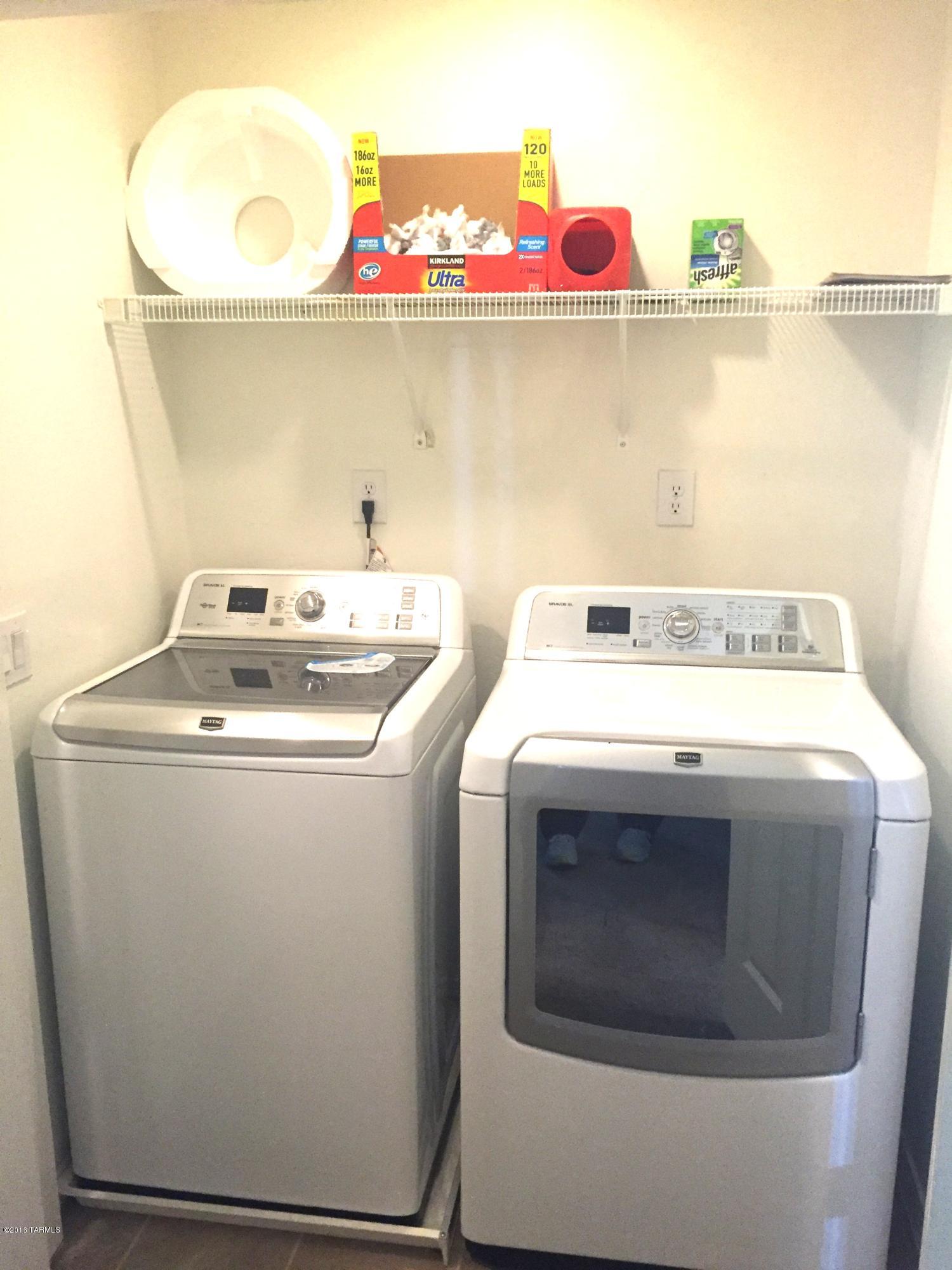 6945 S Ladys Thumb Lane