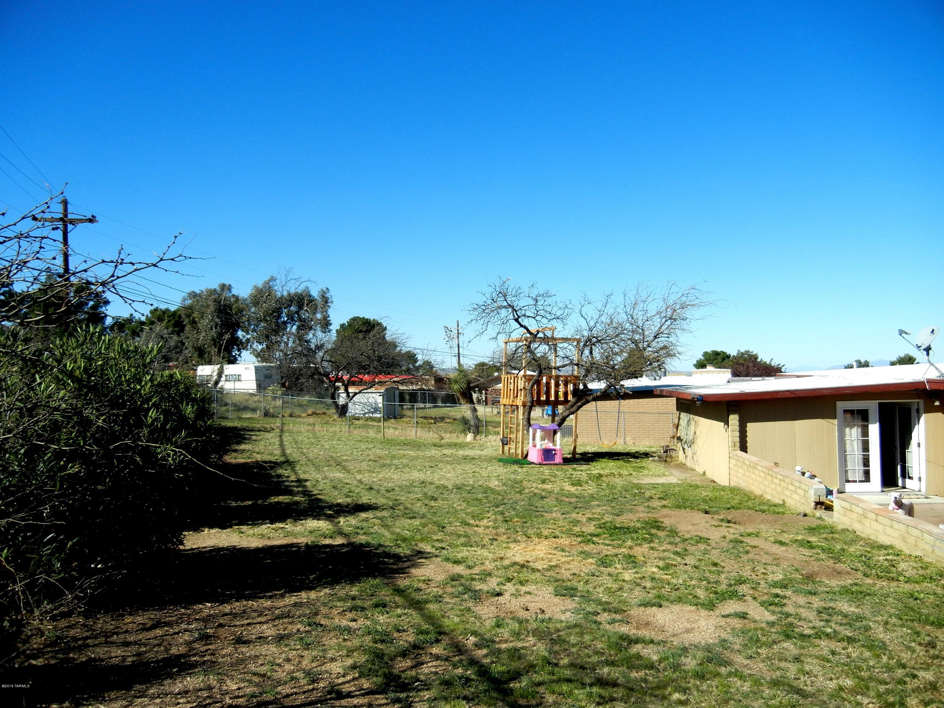 2085 W Calle Encanto