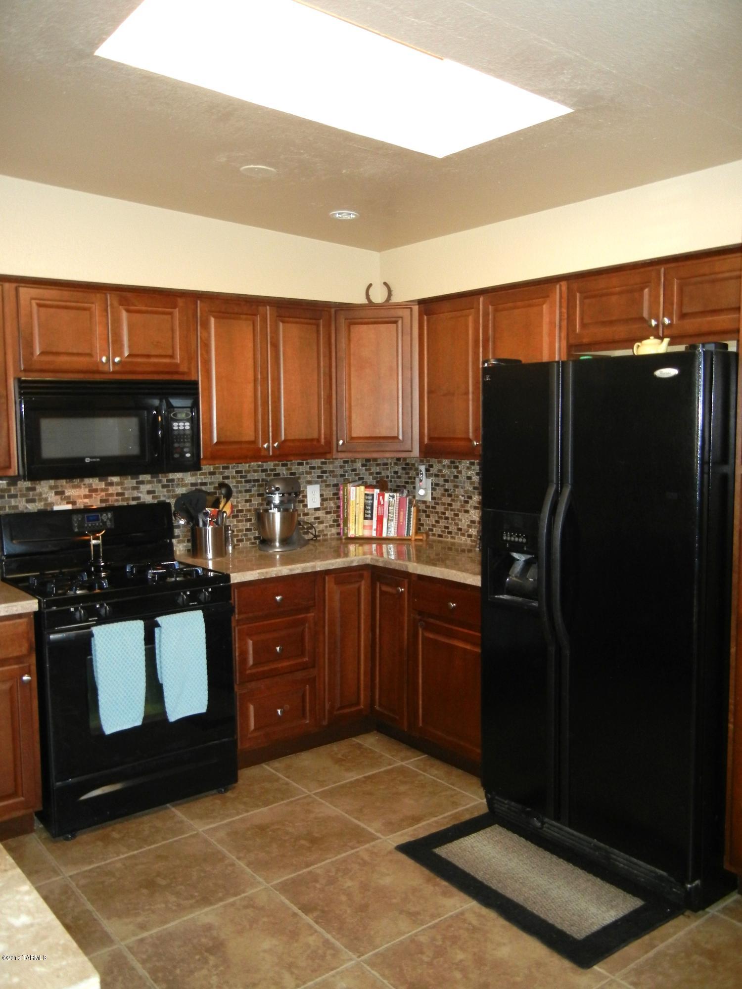 2085 W Calle Encanto