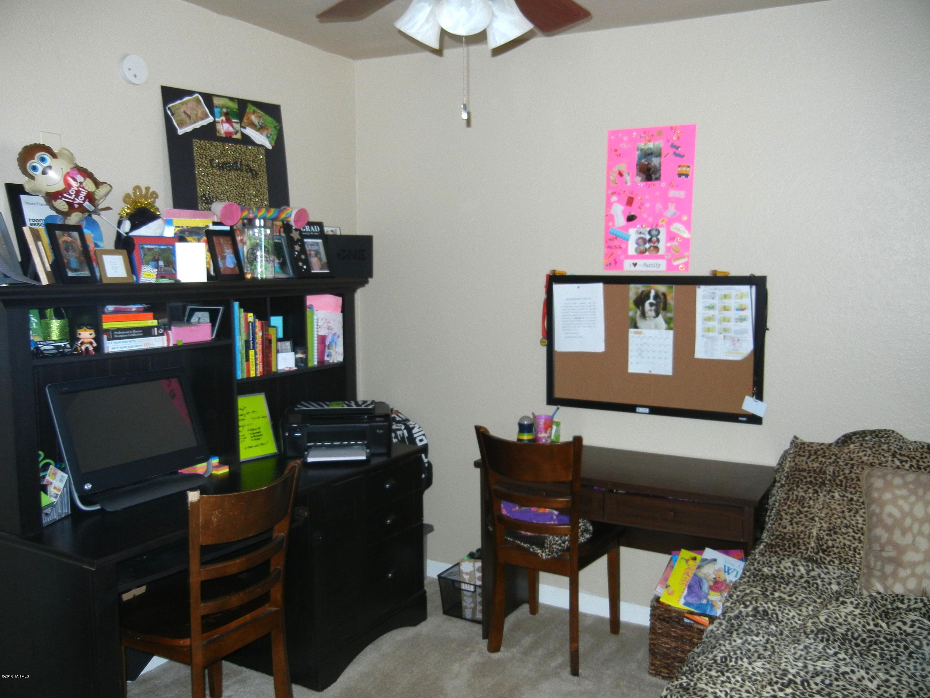 2085 W Calle Encanto