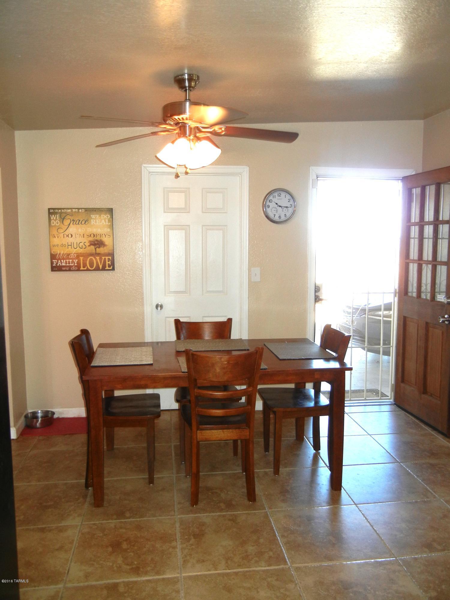 2085 W Calle Encanto