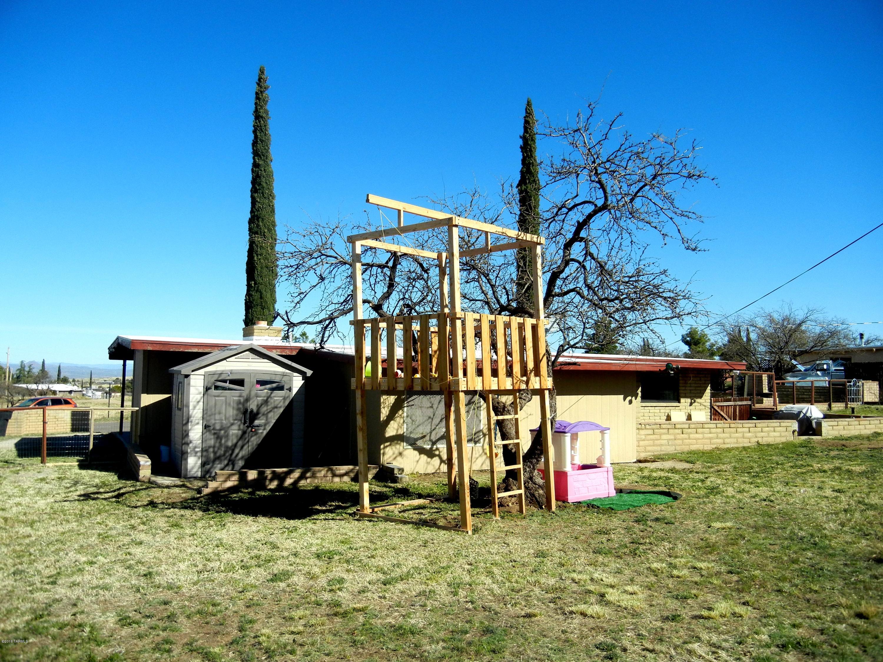 2085 W Calle Encanto