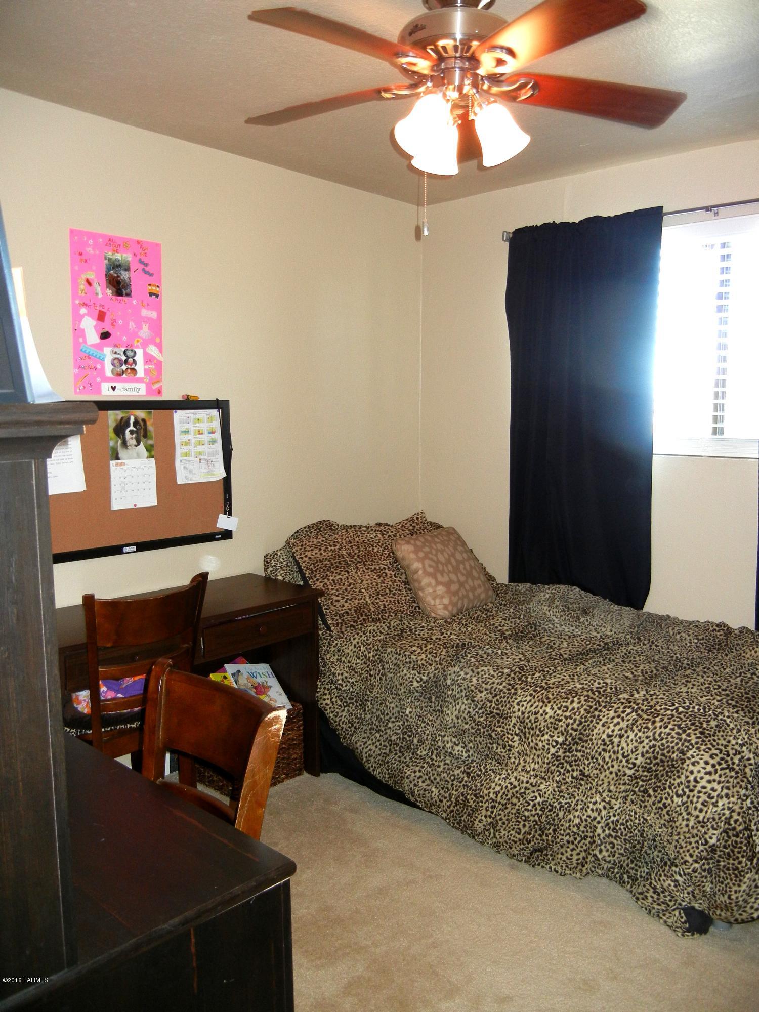 2085 W Calle Encanto