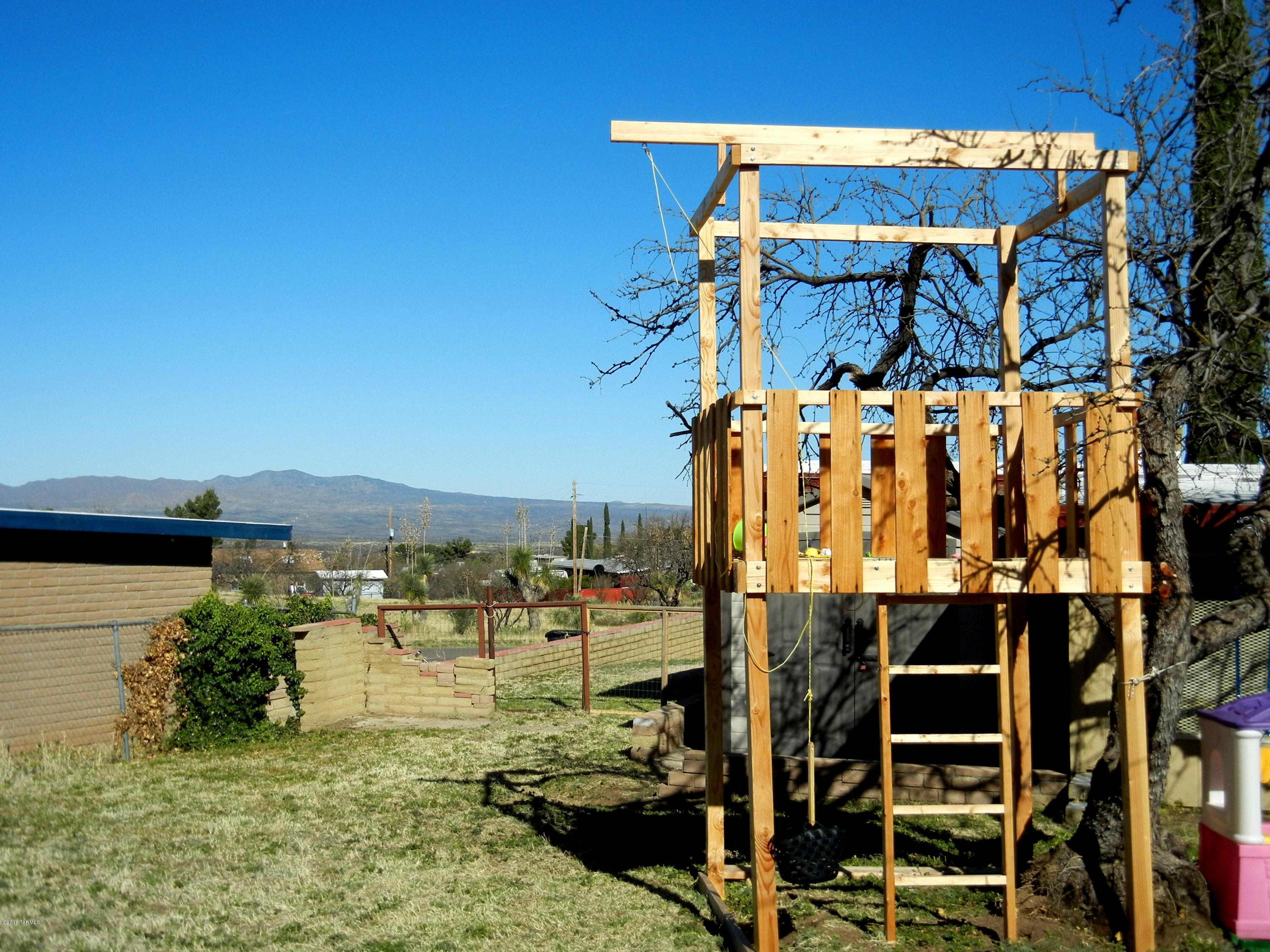 2085 W Calle Encanto